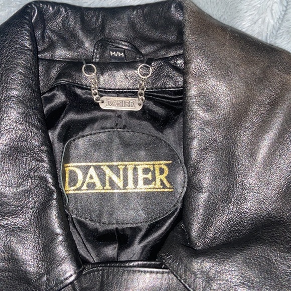 Danier Vintage leather biker jacket - Picture 2 of 4